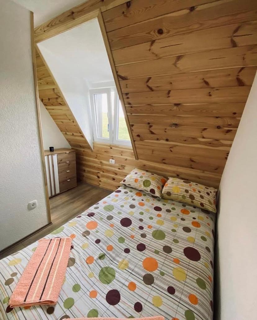 Holiday Home Apartman Aco 자블야크 외부 사진