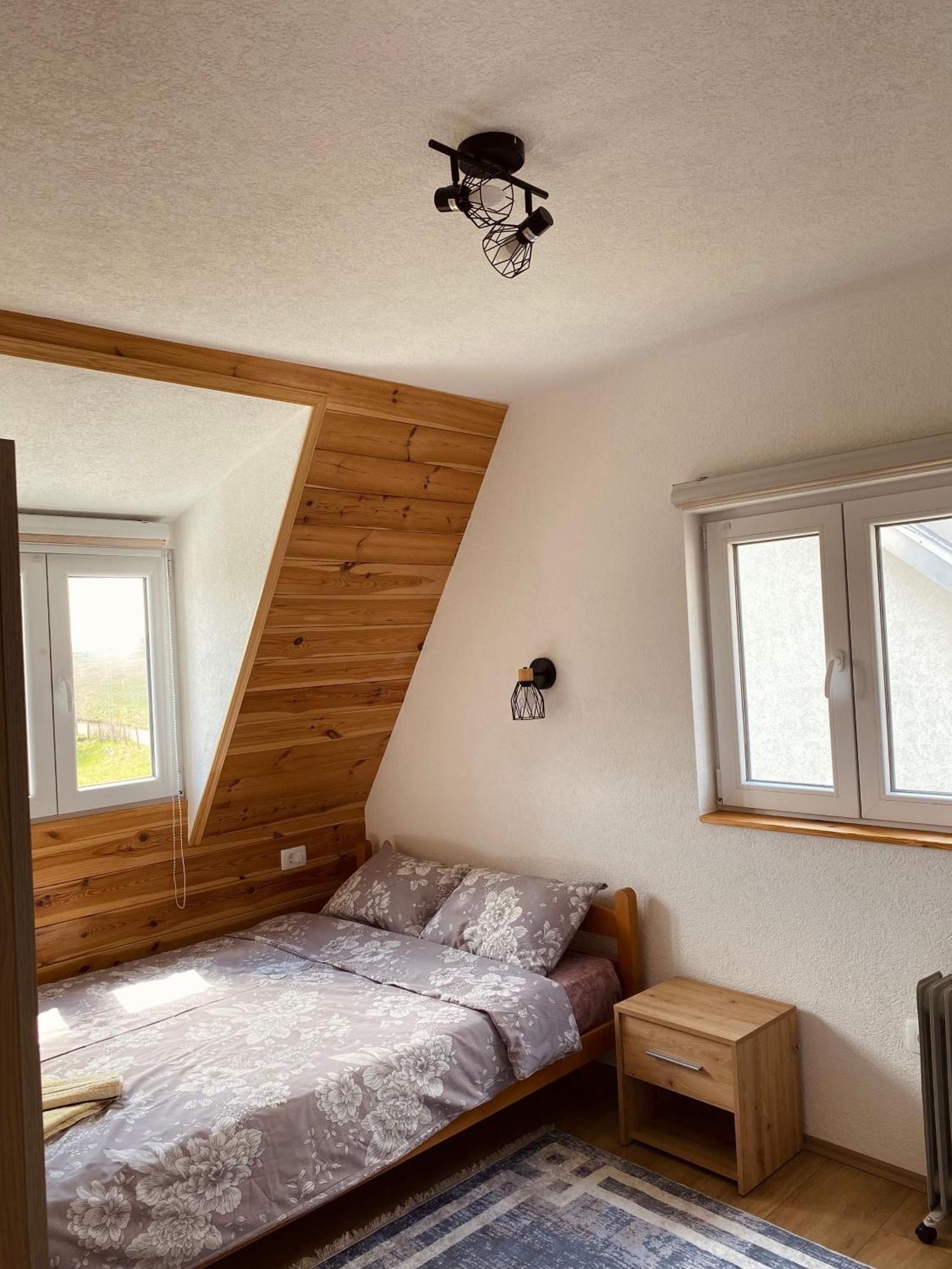 Holiday Home Apartman Aco 자블야크 외부 사진