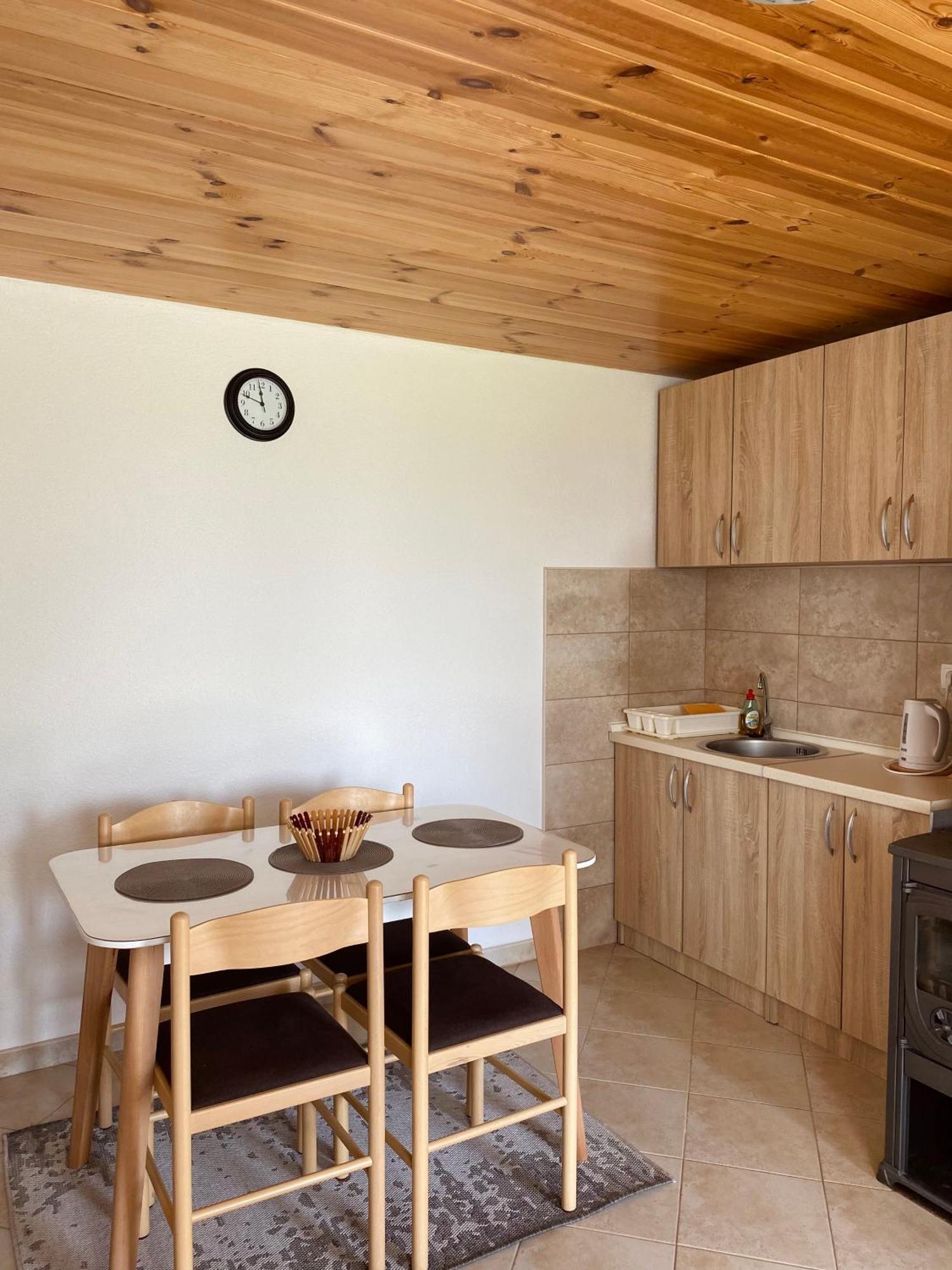 Holiday Home Apartman Aco 자블야크 외부 사진